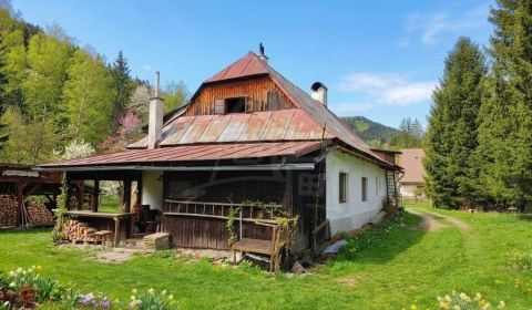 Eladó Családi ház, Családi ház, Banská Bystrica, Szlovákia