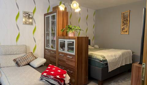 Eladó 2 szobás lakás, 2 szobás lakás, Novomeského, Nitra, Szlovákia