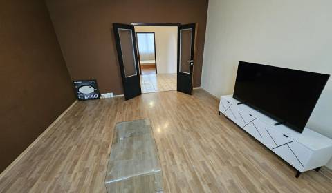 Eladó 3 szobás lakás, 3 szobás lakás, Banská Štiavnica, Szlovákia