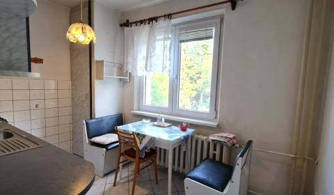 Eladó 3 szobás lakás, 3 szobás lakás, Žiar nad Hronom, Szlovákia