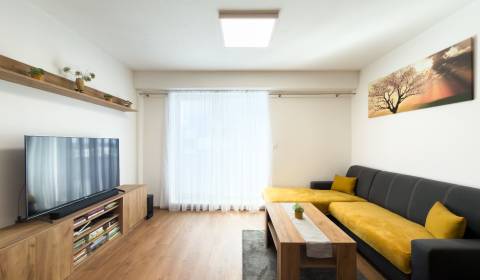 Eladó 2 szobás lakás, 2 szobás lakás, Obchodná, Žilina, Szlovákia