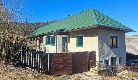 Eladó Családi ház, Családi ház, Ružomberok, Szlovákia