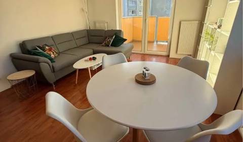 Eladó 2 szobás lakás, 2 szobás lakás, Štefana Králika, Bratislava - De