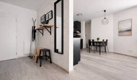 Eladó 2 szobás lakás, 2 szobás lakás, Rustaveliho, Bratislava - Rača, 