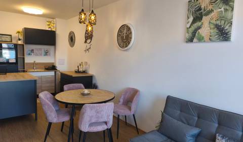 Kiadó 2 szobás lakás, 2 szobás lakás, Komárno, Szlovákia