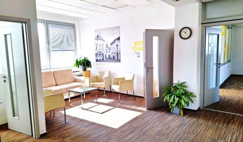 Irodahelység, Kuzmányho, Žilina, Szlovákia