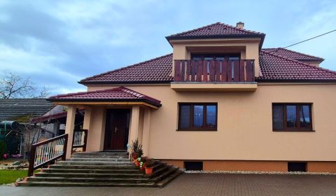 Eladó Családi ház, Családi ház, Štúrova, Senica, Szlovákia