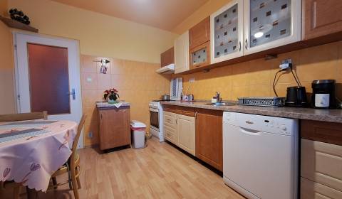 Eladó 4 szobás lakás, 4 szobás lakás, Matúša Jankolu, Martin, Szlováki