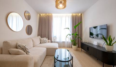 Kiadó 3 szobás lakás, 3 szobás lakás, Damborského, Nitra, Szlovákia