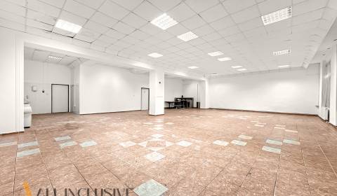 Eladó Üzlethelység, Üzlethelység, Námestie Ármina Vámbéryho, Dunajská 