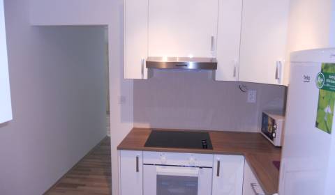 Kiadó 2 szobás lakás, 2 szobás lakás, Muškátová, Pezinok, Szlovákia