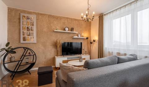 Eladó 2 szobás lakás, 2 szobás lakás, Poprad, Szlovákia