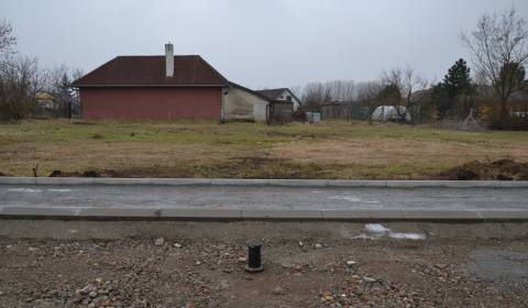 Eladó Építési telek, Építési telek, Nitriansky Hrádok, Nové Zámky, Szl