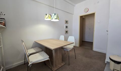 Kiadó 2 szobás lakás, 2 szobás lakás, J.Kozáčeka, Zvolen, Szlovákia