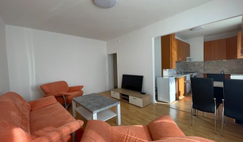 Kiadó 2 szobás lakás, 2 szobás lakás, Dobrianskeho, Humenné, Szlovákia