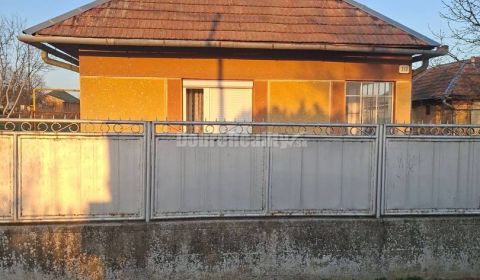 Eladó Családi ház, Családi ház, Jasová 390, Nové Zámky, Szlovákia