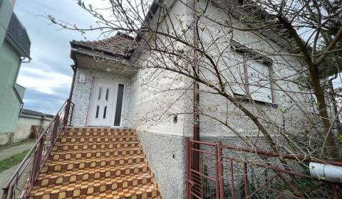 Eladó Családi ház, Családi ház, Nové Zámky, Szlovákia