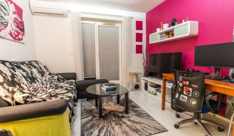Eladó 1 szobás lakás, 1 szobás lakás, Hrachová, Bratislava - Ružinov, 