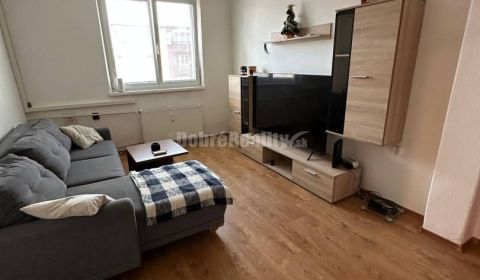 Eladó 3 szobás lakás, 3 szobás lakás, Na lúkach, Levice, Szlovákia