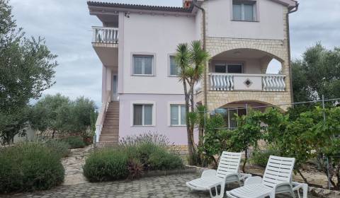 HORVÁTORSZÁG - 6 apartmanos apartmanház - VRSI, Zadar