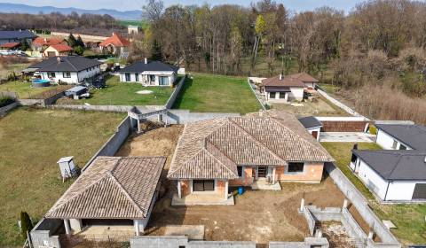 Eladó Családi ház, Családi ház, Jaseňová, Nitra, Szlovákia