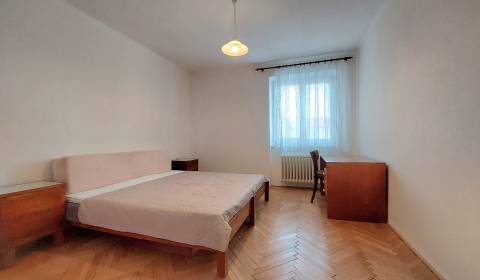 Kiadó 2 szobás lakás, 2 szobás lakás, Jiráskova, Trenčín, Szlovákia
