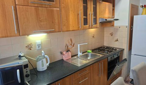 Eladó 3 szobás lakás, 3 szobás lakás, A. Bednára, Prievidza, Szlovákia