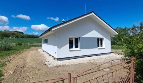 Eladó Családi ház, Családi ház, Nové Zámky, Szlovákia