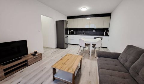 Kiadó 2 szobás lakás, 2 szobás lakás, Poprad, Szlovákia