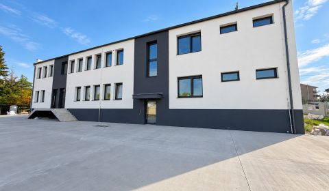 Eladó 3 szobás lakás, 3 szobás lakás, Trenčín, Szlovákia