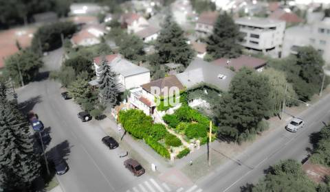 Eladó Családi ház, Családi ház, Gaštanová, Bratislava I, Szlovákia