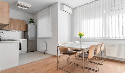 Eladó 3 szobás lakás, 3 szobás lakás, Trnavská cesta, Bratislava - Ruž