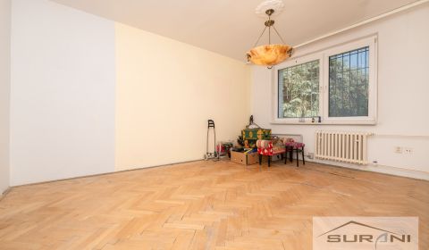 Eladó 3 szobás lakás, 3 szobás lakás, Kostlivého, Bratislava - Ružinov