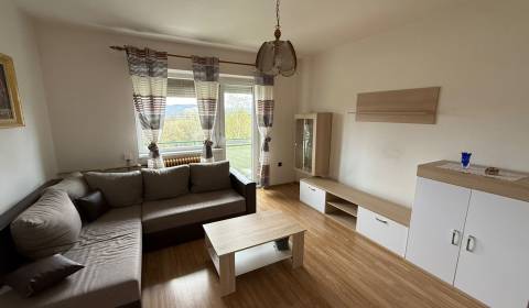 Eladó 3 szobás lakás, 3 szobás lakás, Čierne blato, Levice, Szlovákia