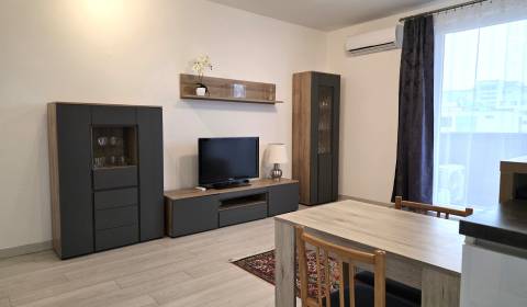 Kiadó 3 szobás lakás, 3 szobás lakás, Pivovarská, Nitra, Szlovákia