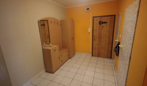 Eladó 2 szobás lakás, 2 szobás lakás, Levice, Szlovákia