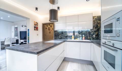 Eladó 3 szobás lakás, 3 szobás lakás, Trnavská, Pezinok, Szlovákia