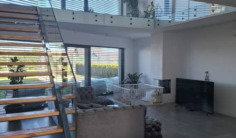Eladó Családi ház, Családi ház, Trnava, Szlovákia