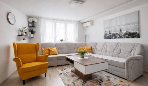 Eladó 3 szobás lakás, 3 szobás lakás, Dukelská, Pezinok, Szlovákia