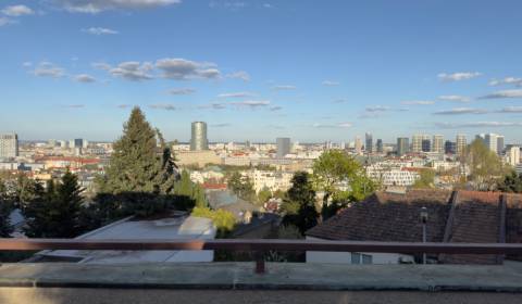 Eladó Családi ház, Családi ház, Bratislava - Staré Mesto, Szlovákia