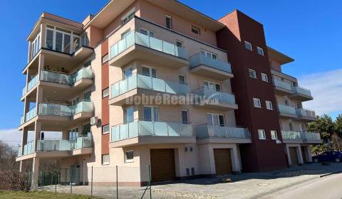 Kiadó 2 szobás lakás, 2 szobás lakás, Stančeka, Prievidza, Szlovákia