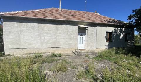 Eladó Családi ház, Családi ház, Nové Zámky, Szlovákia