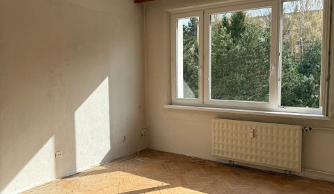Eladó 2 szobás lakás, 2 szobás lakás, Tulská, Banská Bystrica, Szlovák