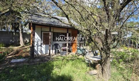 Eladó Kertek, Galanta, Szlovákia