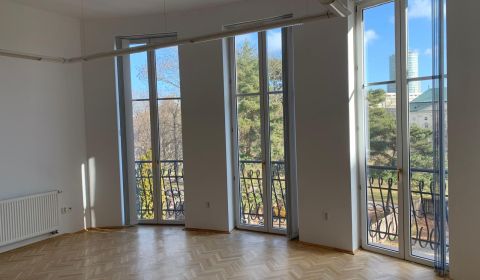 Kiadó Irodahelység, Irodahelység, Štefánikova, Bratislava - Staré Mest