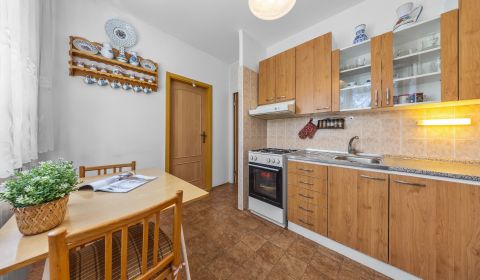 Eladó 3 szobás lakás, 3 szobás lakás, Estónska, Bratislava - Podunajsk