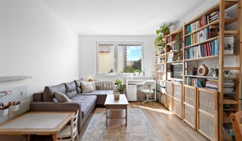 Eladó 2 szobás lakás, 2 szobás lakás, Kpt. Jána Rašu, Bratislava - Dúb