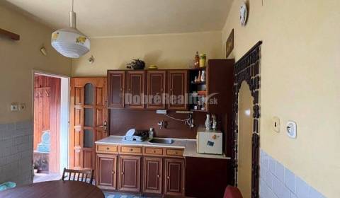 Eladó Családi ház, Családi ház, Hlavná, Nové Zámky, Szlovákia