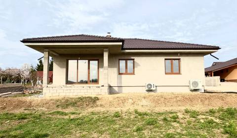 Eladó Családi ház, Családi ház, Nitra, Szlovákia