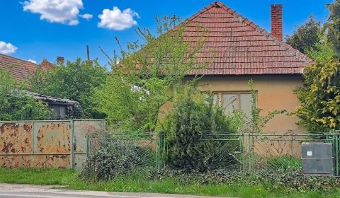 Eladó Családi ház, Családi ház, Nitra, Szlovákia